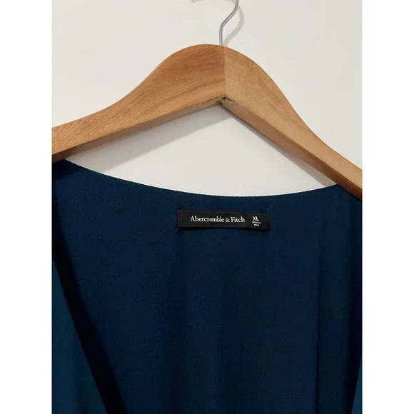 Abercrombie & Fitch Navy Blue Flutter Sleeve Tiered Midi Dress Women XL - Picture 6 of 7